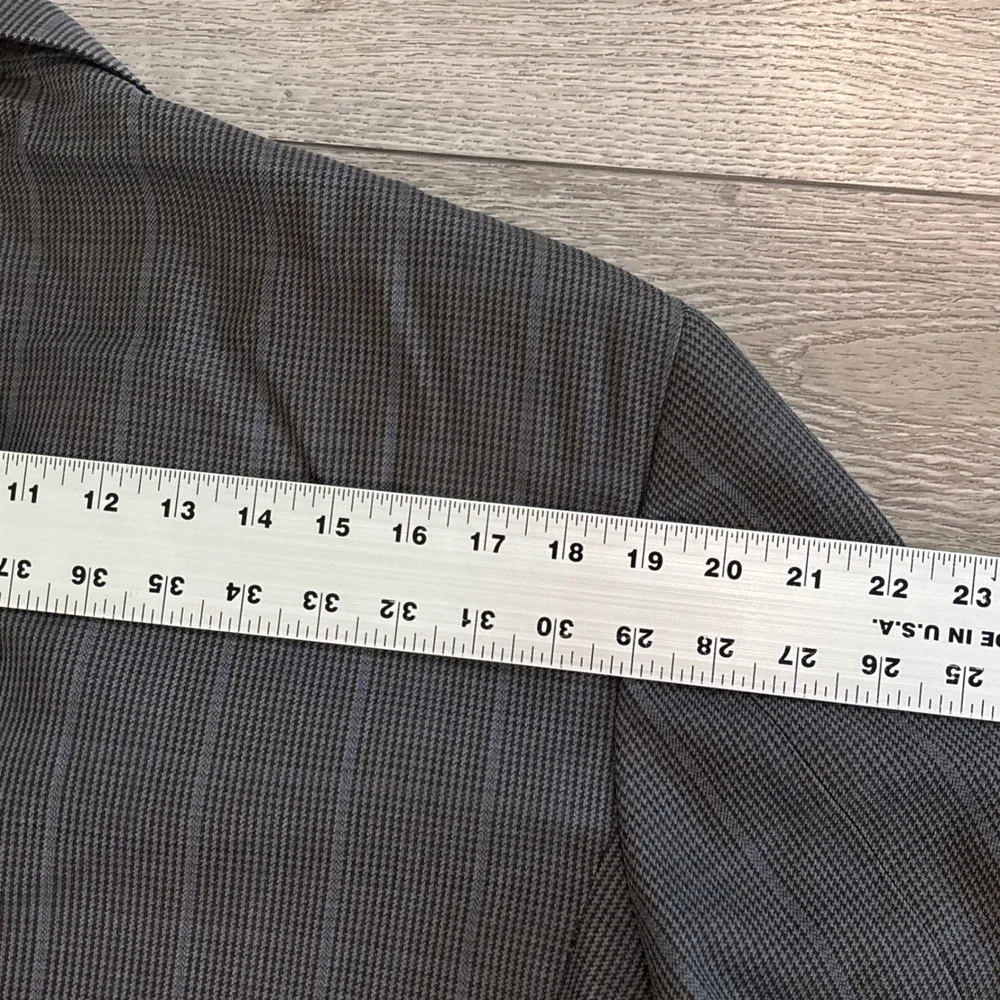 Canali Sport Coat Mens 38R‎ Grey Silk Wool Blend Micro Check Blazer Italy